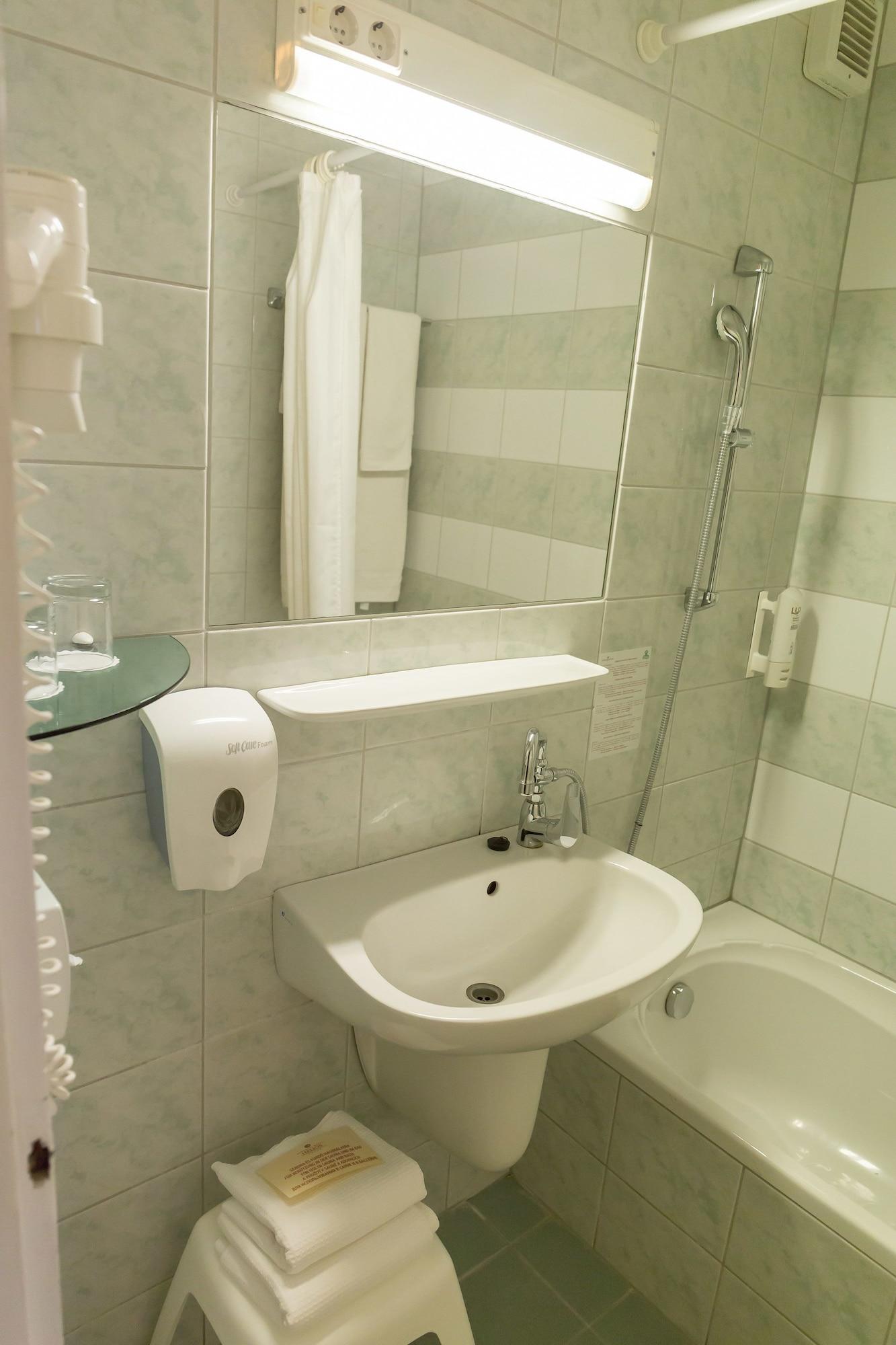 Hotel Hunguest Helios 4*