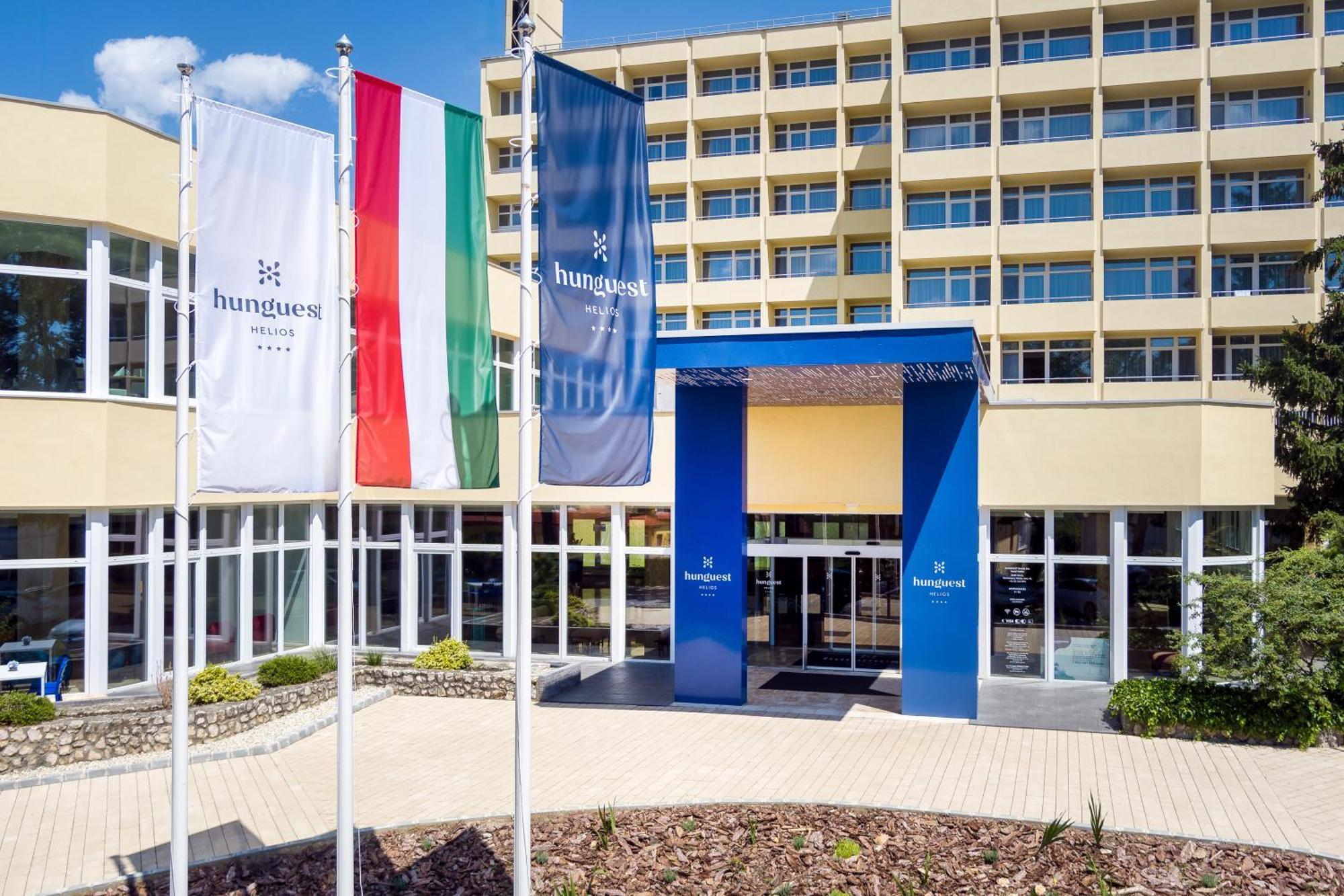 Hunguest Helios Hotel